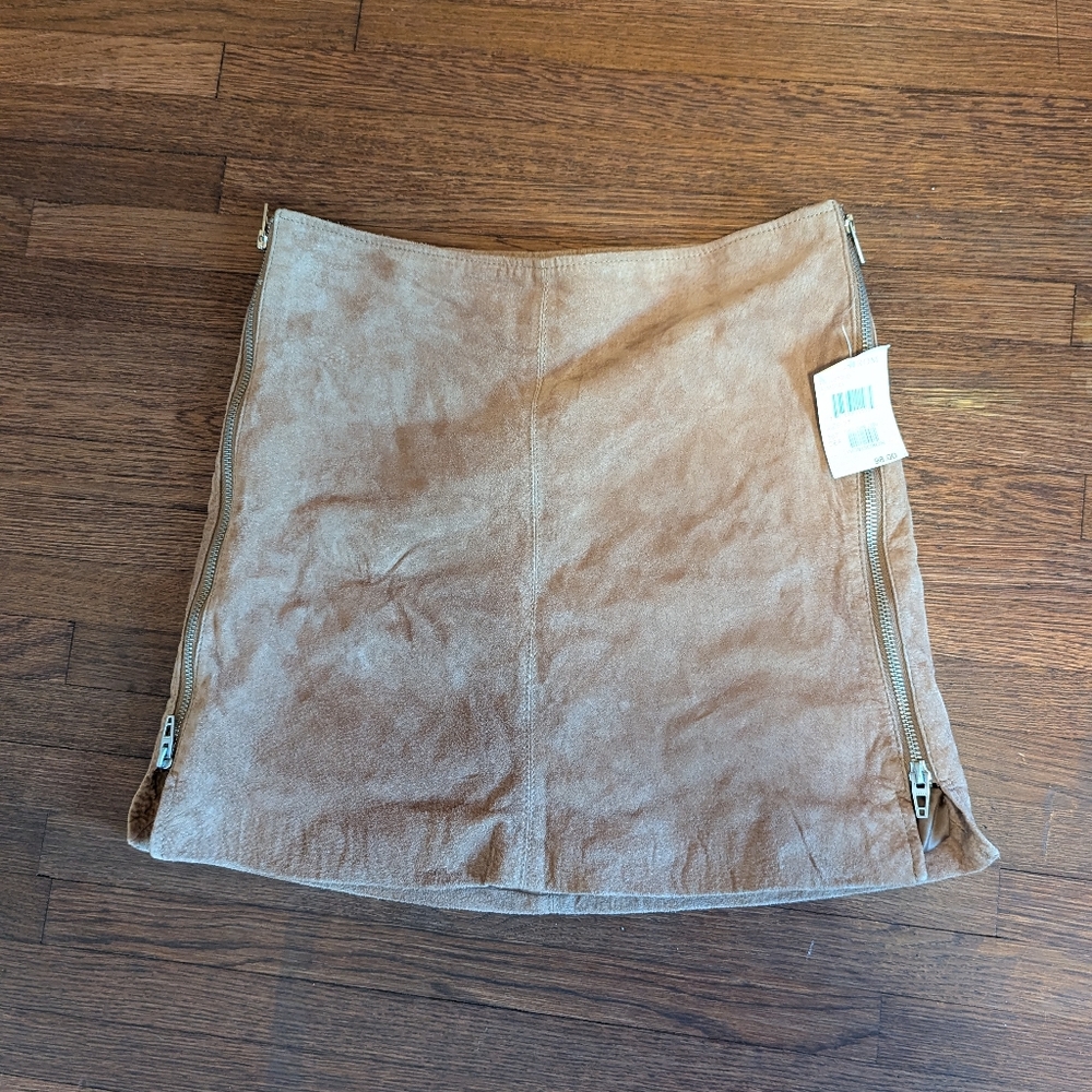 NWT [BLANKNYC] Almond Real Suede Moto Mini Skirt - Size 27